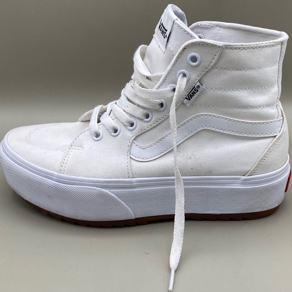 Vans Women’s Sk8-Hi Platform White Gum Sole High Top Skate Sneakers Shoes 7.5 - Picture 9 of 15